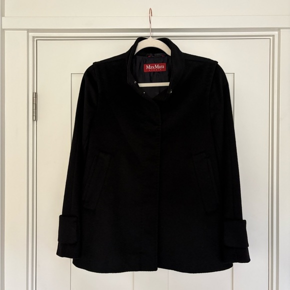 MaxMara Women's Black Pea Coat - Picture 3 of 15